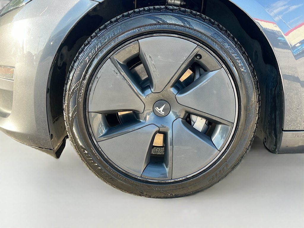Used 2023 Tesla Model 3 Standard Range RWD image 30