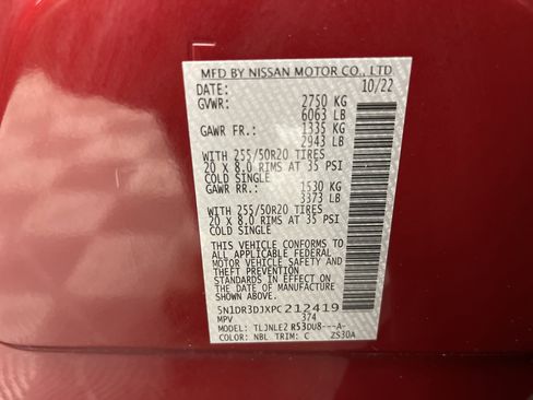 Used 2023 Nissan Pathfinder Platinum w/ Cargo Package image 30