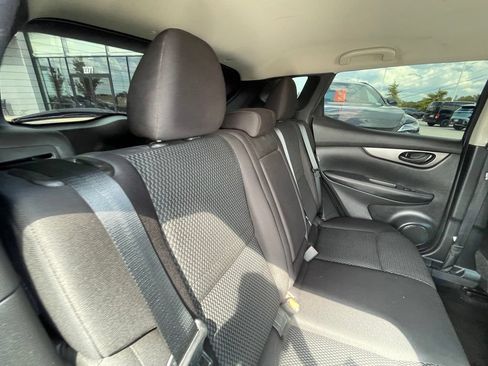 Used 2022 Nissan Rogue Sport S FWD image 28