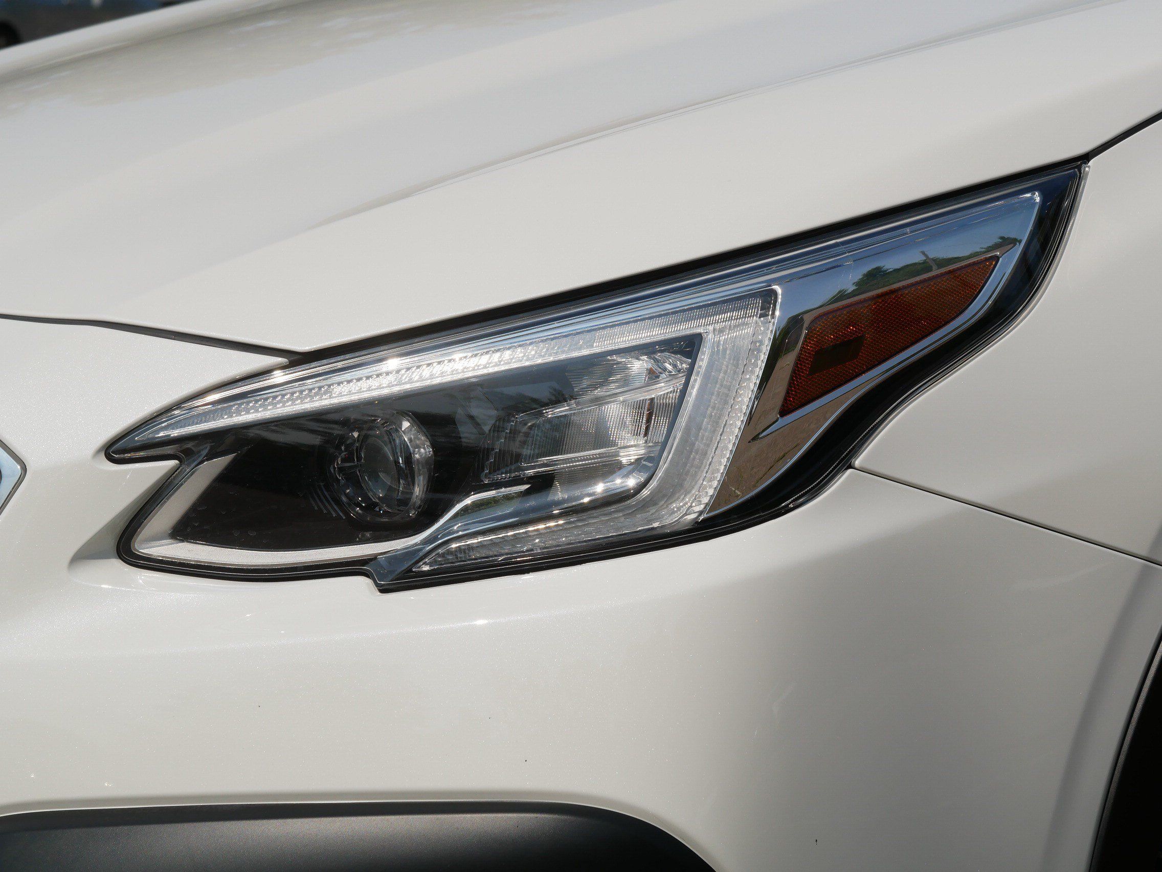 Used 2021 Subaru Outback Touring w/ Popular Package #2 AWD/4WD image 16
