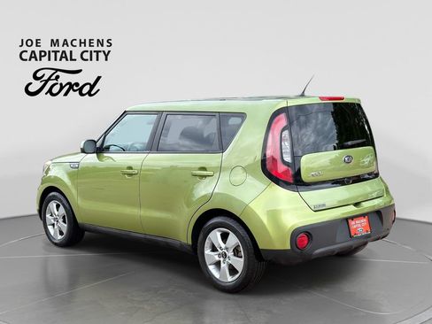 Used 2019 Kia Soul FWD image 7