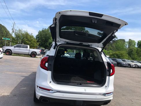 Used 2020 GMC Terrain Denali w/ Denali Premium Package image 15