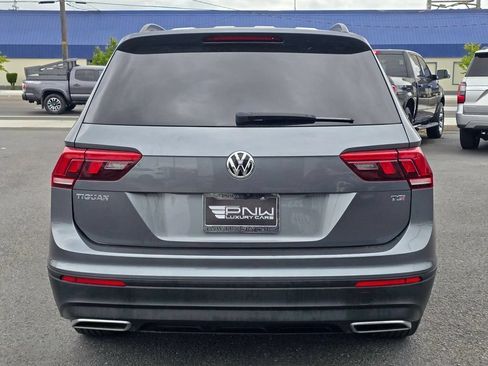 Used 2018 Volkswagen Tiguan S FWD image 7