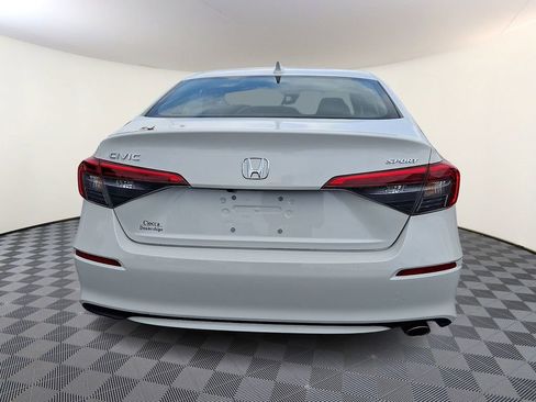 Used 2023 Honda Civic Sport image 8