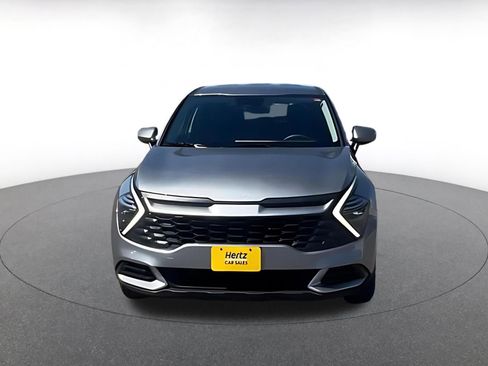 Used 2025 Kia Sportage LX FWD image 4