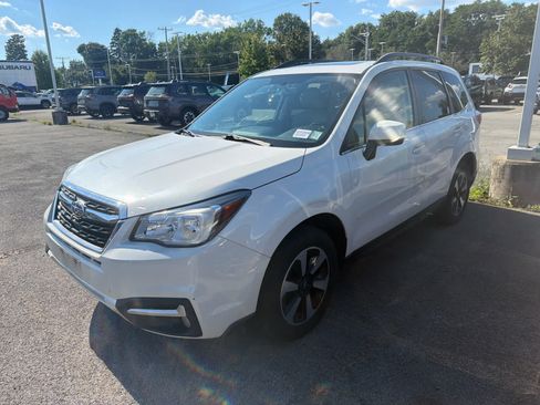 Used 2018 Subaru Forester 2.5i Limited AWD/4WD image 14