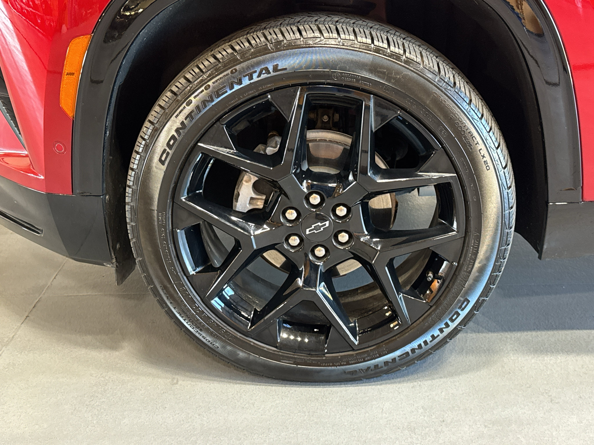 Used 2026 Chevrolet Traverse RS AWD/4WD image 9