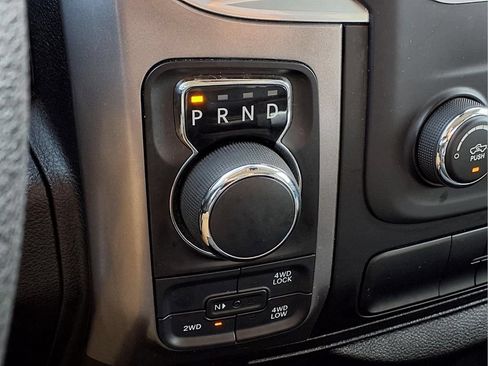Used 2024 RAM 1500 Classic SLT AWD/4WD image 18