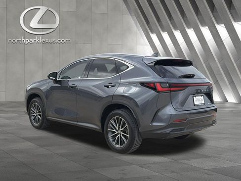 Certified 2025 Lexus NX 250 FWD w/ Towing Package (2000 Lbs) image 2