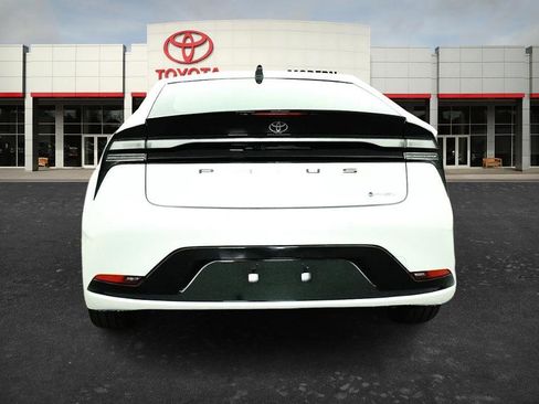 New 2026 Toyota Prius Plug-In Hybrid image 12