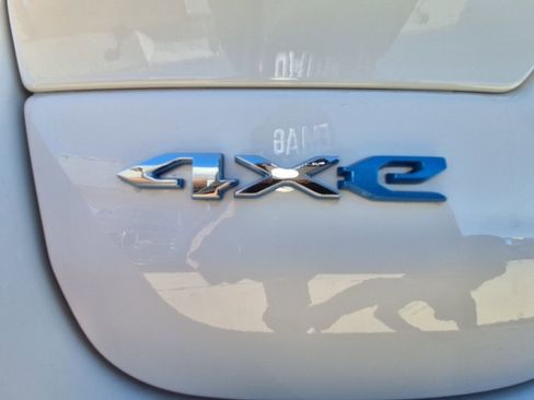 New 2024 Jeep Grand Cherokee Limited 4xe w/ Luxury Tech Group II image 44