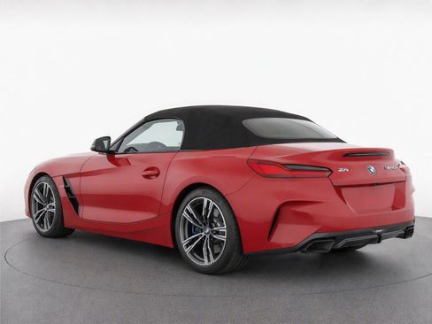 Used 2021 BMW Z4 M40i w/ Driving Assistance Package RWD image 7