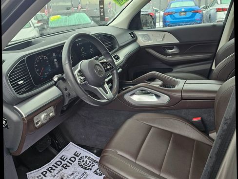 Used 2020 Mercedes-Benz GLE 350 4MATIC w/ MBUX Technology Package image 6