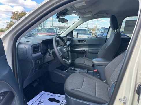 New 2025 Ford Maverick XLT w/ Black Appearance Package image 31