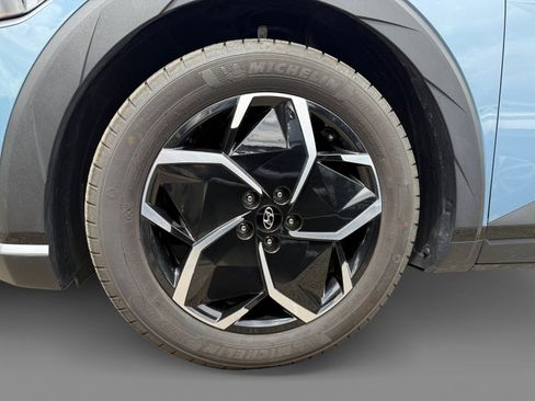 Certified 2024 Hyundai Ioniq 5 SEL RWD image 9
