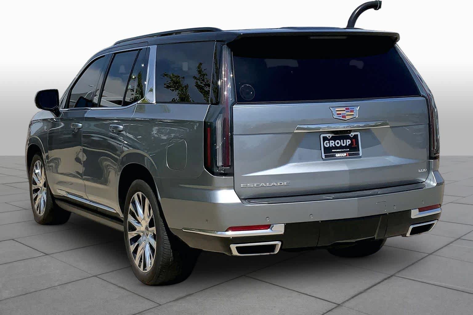 Used 2025 Cadillac Escalade Premium Luxury Platinum w/ LPO, Floor Liner Package AWD/4WD image 11