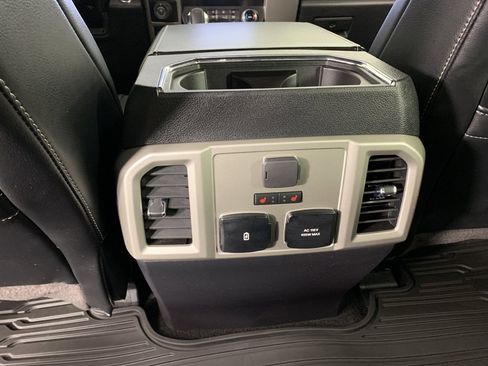 Used 2019 Ford F150 Lariat w/ Equipment Group 502A Luxury image 33