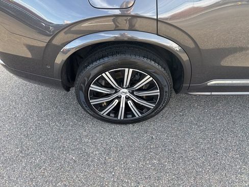 Used 2023 Volvo XC90 B6 Plus w/ Protection Package image 9