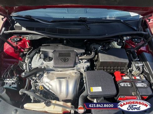 Used 2016 Toyota Camry LE image 9