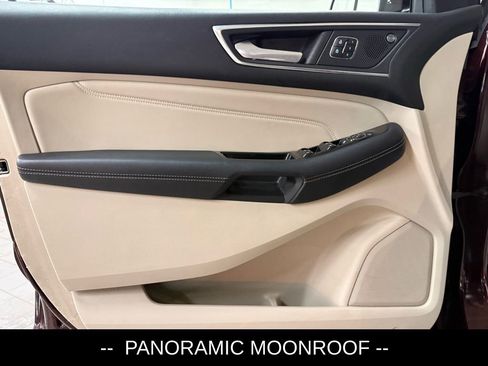 Used 2019 Ford Edge Titanium w/ Equipment Group 301A image 5