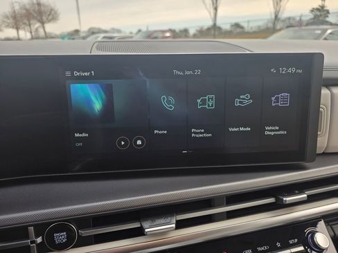 Used 2025 Hyundai Santa Fe SEL image 21