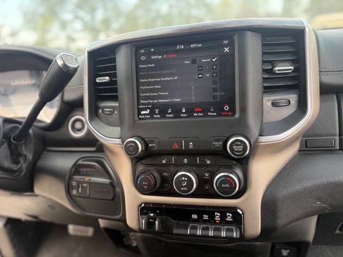 Used 2020 RAM 2500 Laramie AWD/4WD image 25
