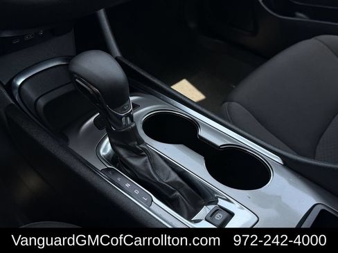 Used 2024 Chevrolet Malibu LT FWD image 19