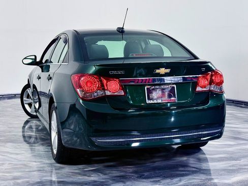 Used 2015 Chevrolet Cruze LT w/ RS Package FWD image 9