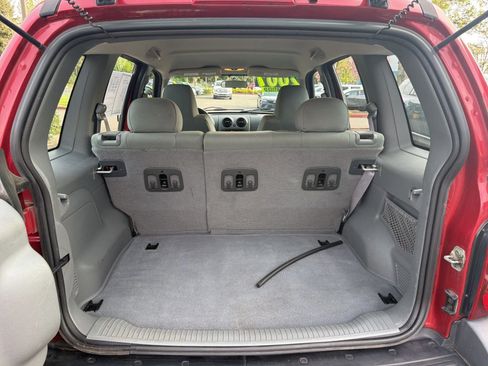 Used 2007 Jeep Liberty Sport image 11
