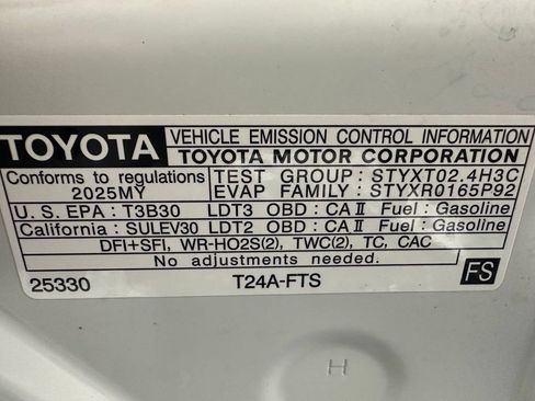 Used 2025 Toyota 4Runner TRD Off-Road AWD/4WD image 68