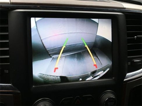 Used 2015 RAM 1500 Laramie image 35