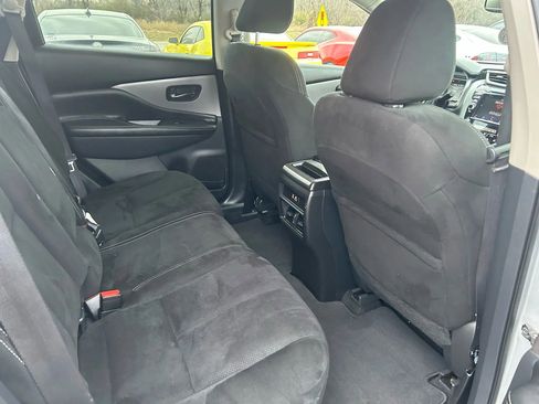 Used 2020 Nissan Murano SV image 6