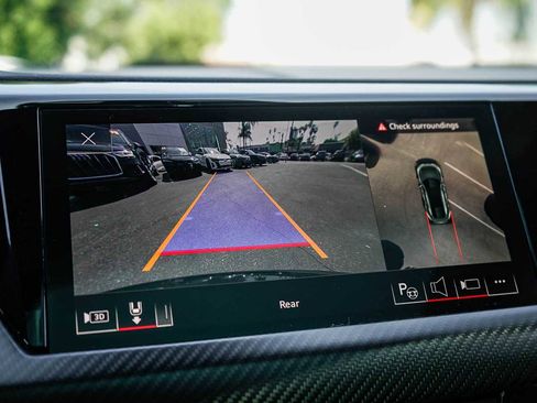 Used 2022 Audi e-tron GT Prestige w/ Prestige Package image 23