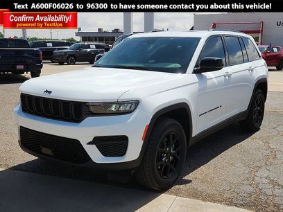 Used 2025 Jeep Grand Cherokee Altitude