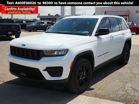 Used 2025 Jeep Grand Cherokee Altitude AWD/4WD image 1