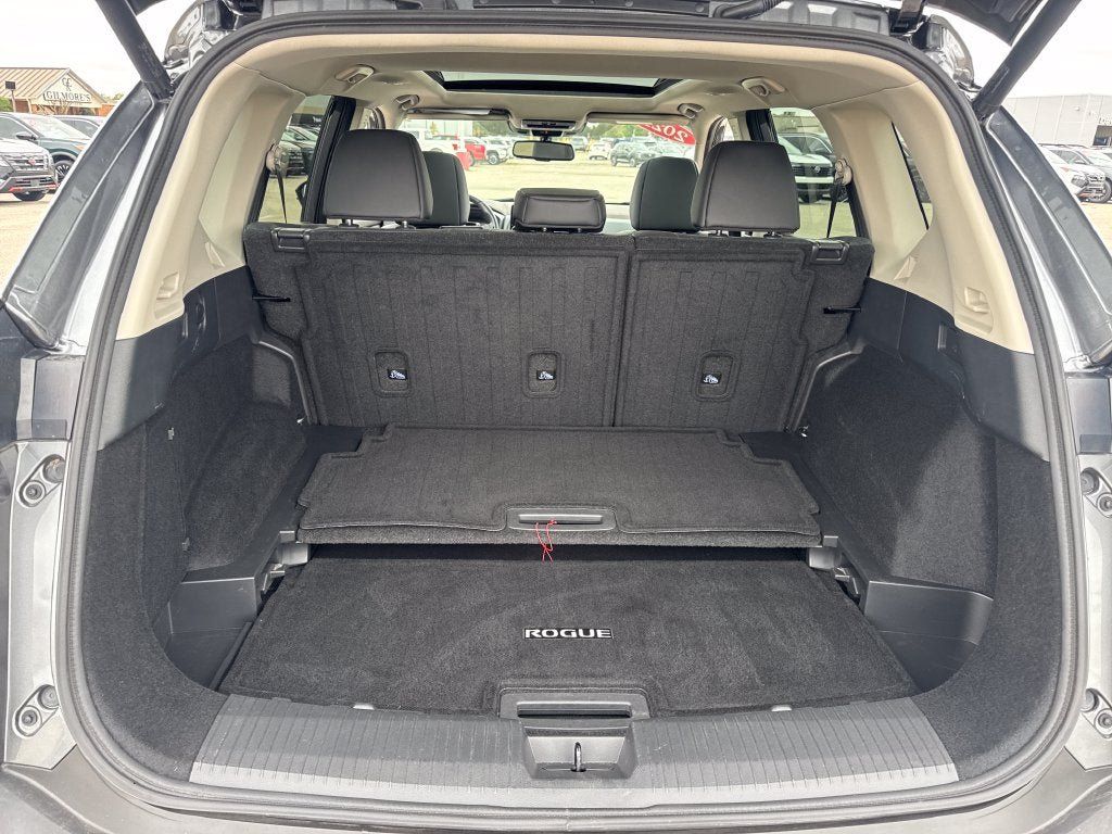 Used 2021 Nissan Rogue SL w/ Premium Package FWD image 7