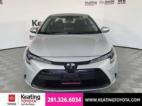 Used 2026 Toyota Corolla LE FWD image 10
