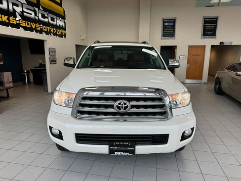 Used 2016 Toyota Sequoia Platinum image 65