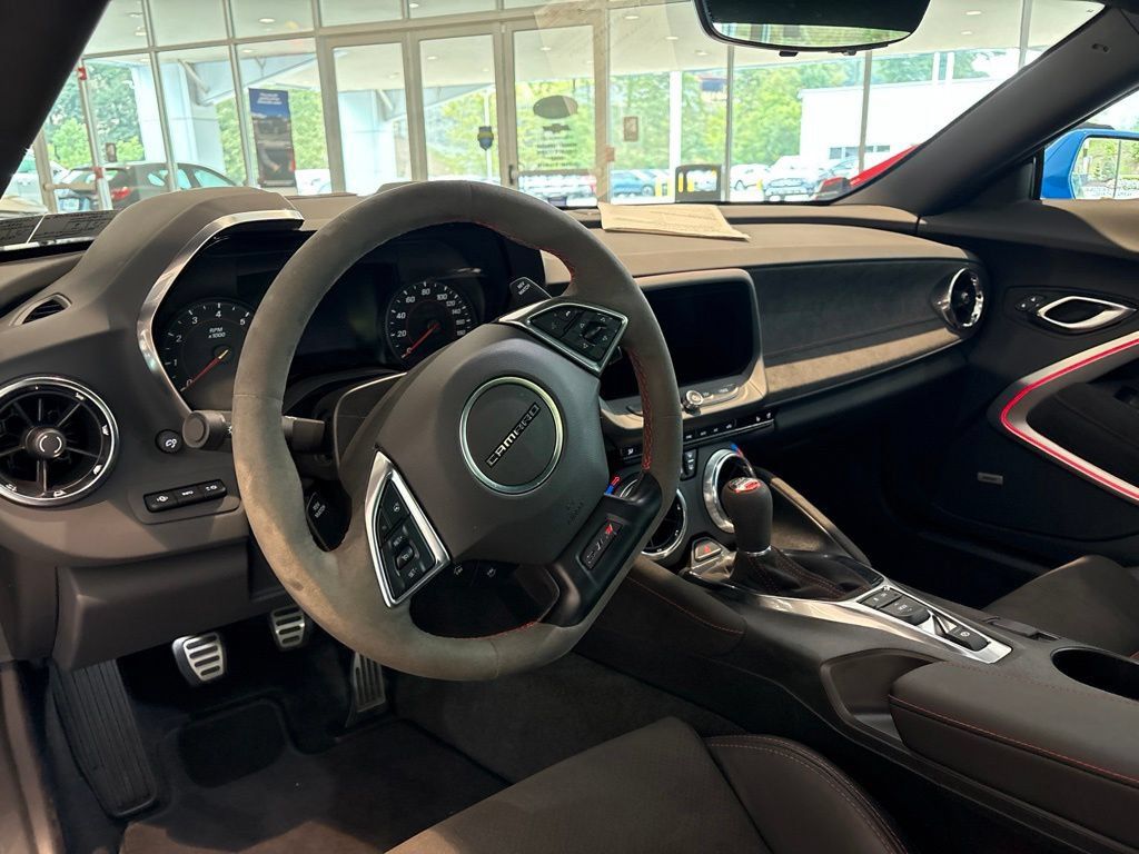 Used 2023 Chevrolet Camaro ZL1 RWD image 10