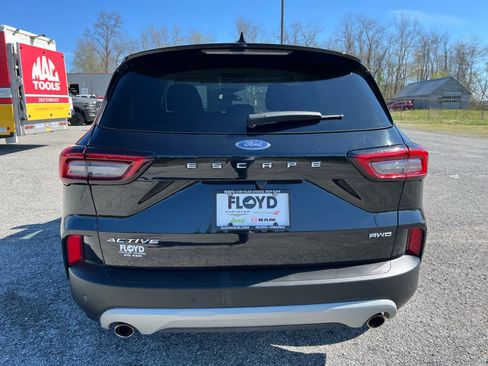 Used 2023 Ford Escape Active w/ Tech Pack #1 AWD/4WD image 4