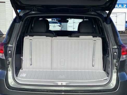 Certified 2019 Toyota Highlander XLE image 25