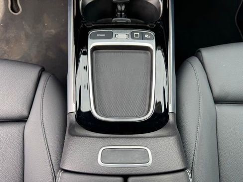 Used 2026 Mercedes-Benz GLB 250 GLB 250 image 16