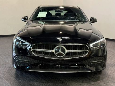 Used 2025 Mercedes-Benz C 300 Sedan image 3