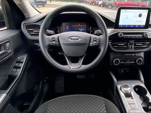 Certified 2025 Ford Escape Active FWD image 4