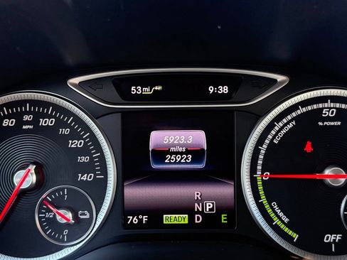 Used 2017 Mercedes-Benz B 250e image 20