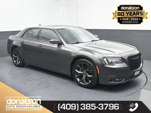 Used 2023 Chrysler 300 S RWD image 1