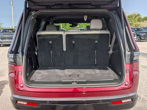 New 2026 Jeep Grand Wagoneer 2WD image 28
