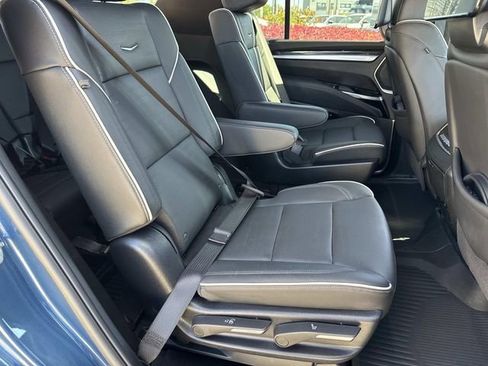 Used 2025 Cadillac Escalade Sport w/ Touring Package image 10
