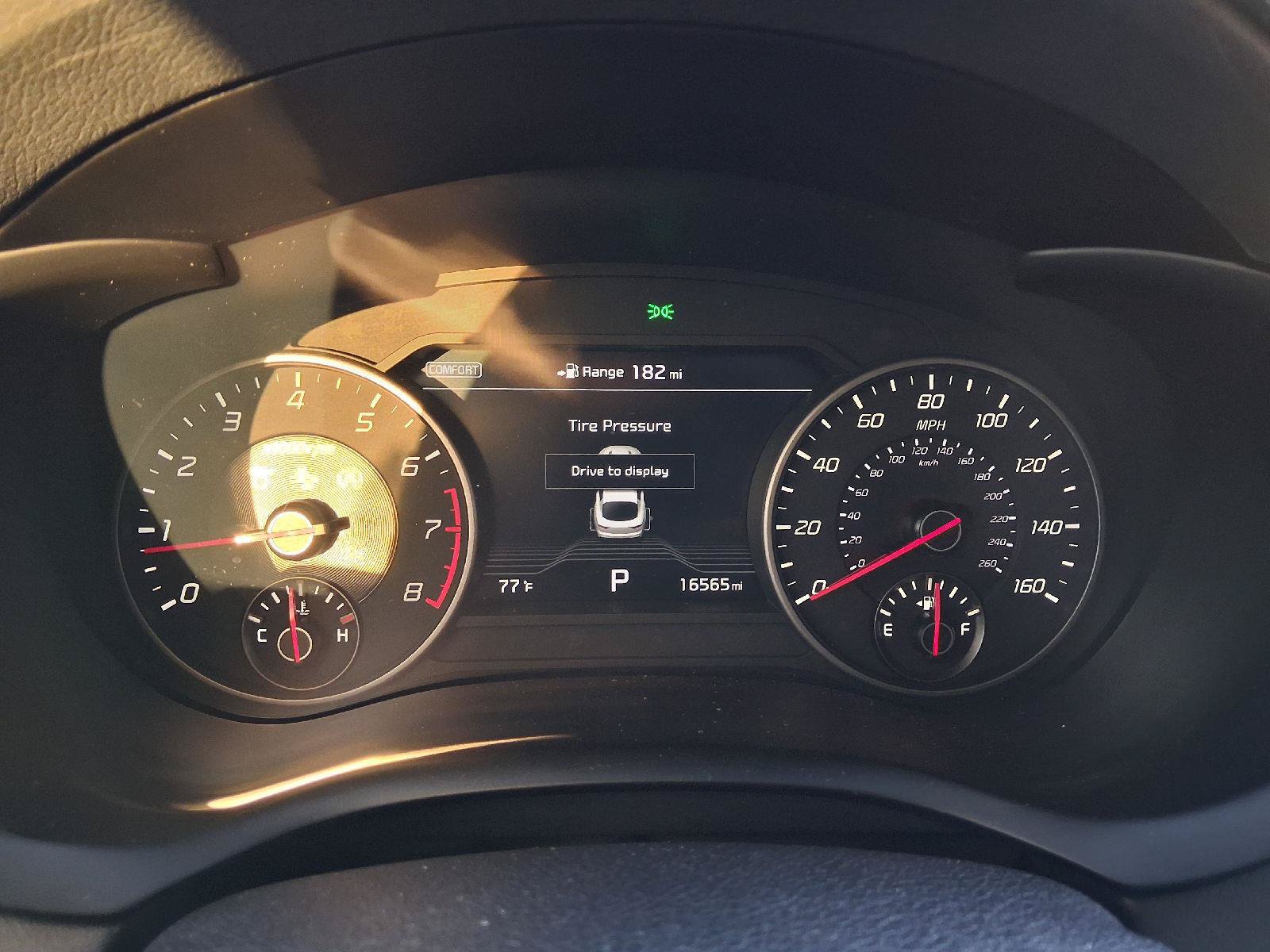 Used 2018 Kia Stinger Premium RWD image 38