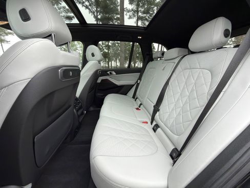 Certified 2024 BMW X5 xDrive40i w/ Parking Assistance Package image 14